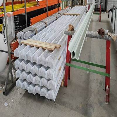 Profili in FRP in fibra di vetro extra grandi, resistenti alla corrosione e a lunga durata